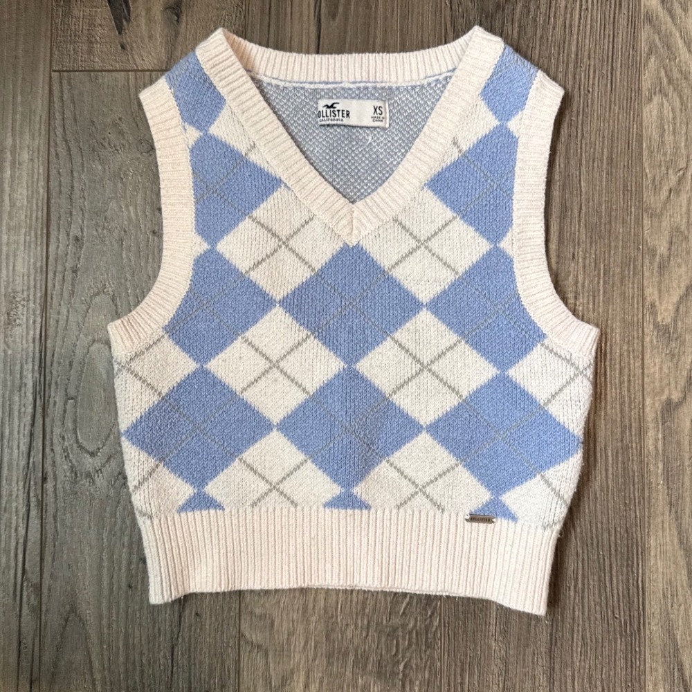Hollister boys Argyle Sweater Vest Light Blue Cream XS V Neck Sleeveless Knit